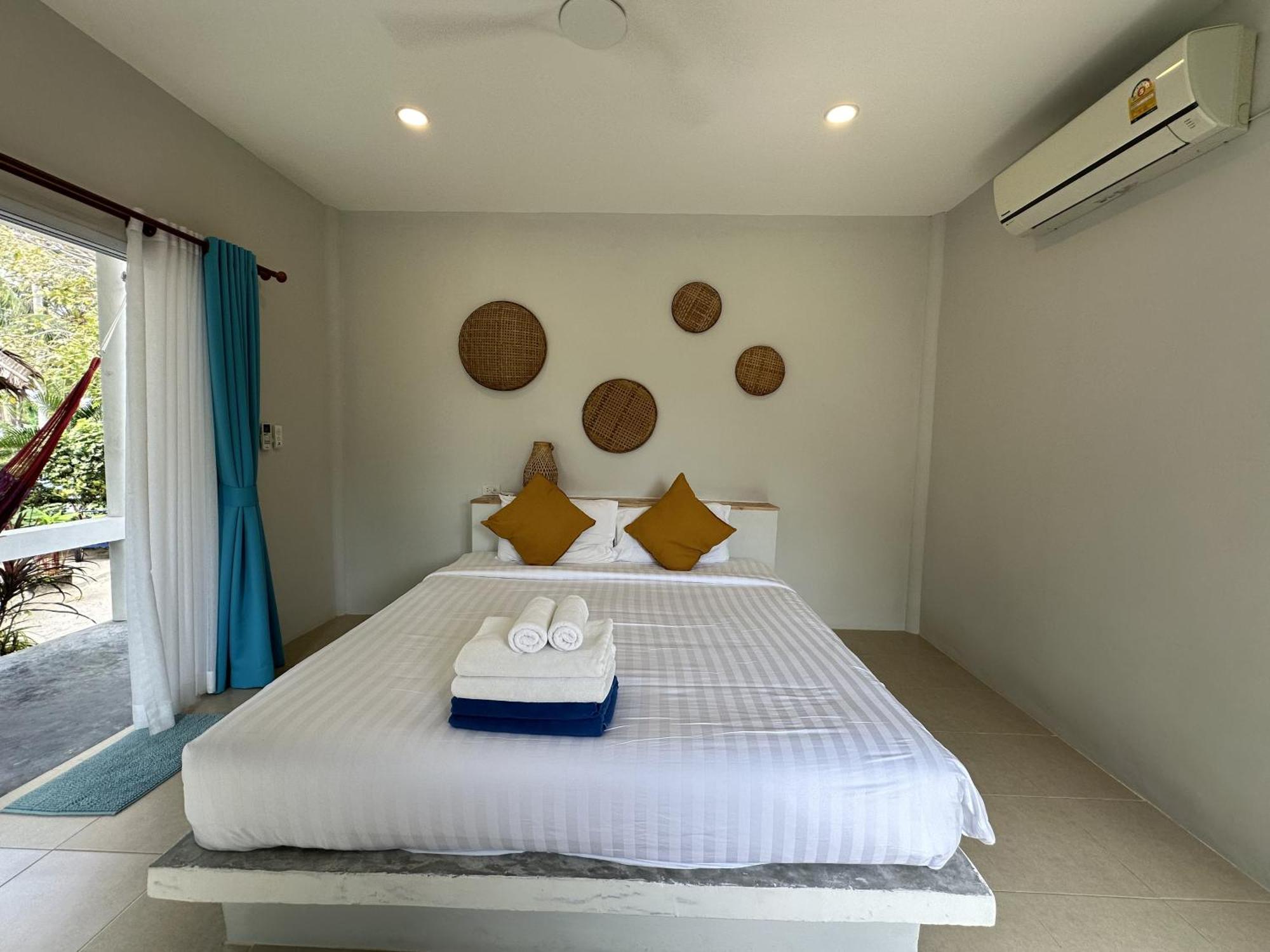 Sand Terrace Beach Bungalows Baan Tai Chambre photo